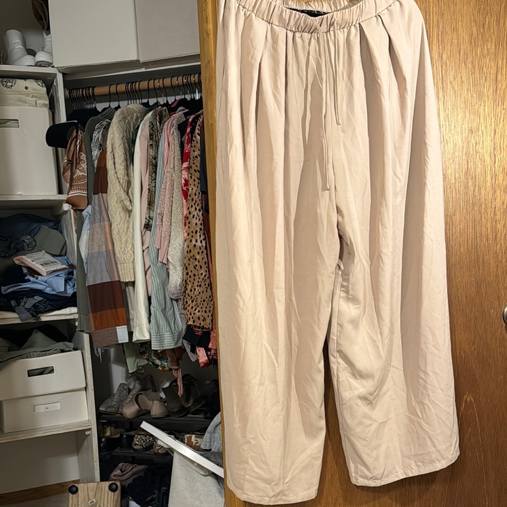 Chic Beige Wide-Leg Pants